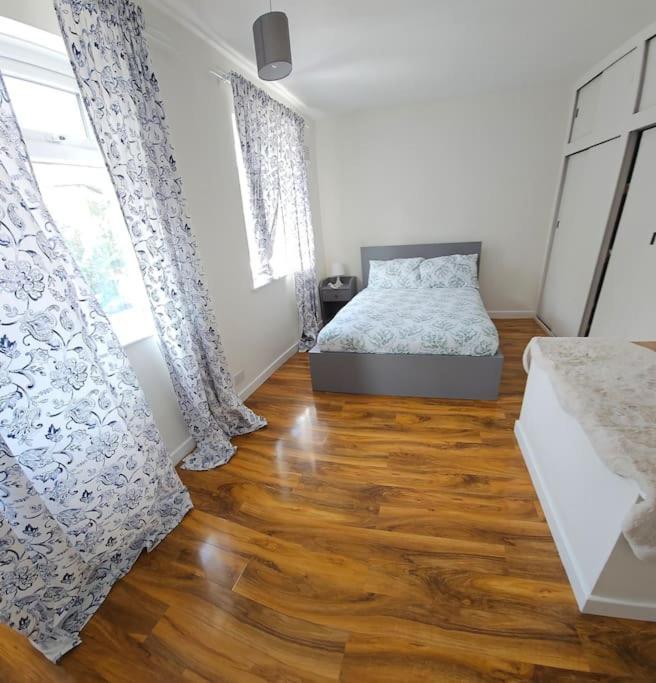Feel At Home Away From Home Plumstead  Exteriör bild